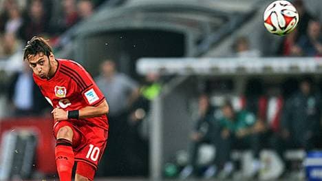 HAKAN CALHANOGLU (Bayer Leverkusen): Kein Comeback, sondern gar sein Debüt in der Königsklasse feiert Leverkusens Neuzugang und Shootingstar Calhanoglu. Vorletzte Saison noch beim Karlsruher SC in der Dritten Liga unterwegs, will der 20 Jahre alte Freistoßspezialist jetzt Europa aufmischen