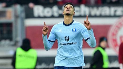 Robert Glatzel hat den HSV nach dreifachen Pfosten-Dusel zum Sieg geschossen