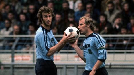 Berti Vogts (r.) und Rainer Bonhof im Jahr 1976