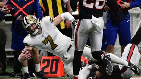 Tayom Hill gelangen im ersten Spiel gegen die Atlanta Falcons gleich zwei Rush-Touchdowns