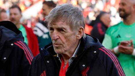 Liverpool-Legende Sir Kenny Dalglish ist an Krebs erkrankt 