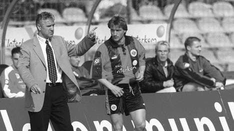 Christoph Westerthaler und Eintracht-Trainer Jörg Berger im Jahr 1999