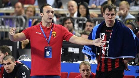 Roberto Garcia Parrondo (l.) wird neuer Melsungen-Trainer