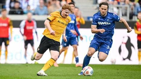 Dresdens Wagner im Zweikampf mit KSC-Profi Kobald