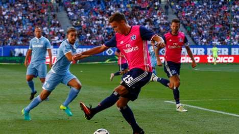 Hamburger SV v Stoke City - Friendly Match