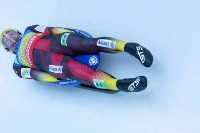 Rodeln: Loch mit Schadensbegrenzung - Langenhan Zweiter