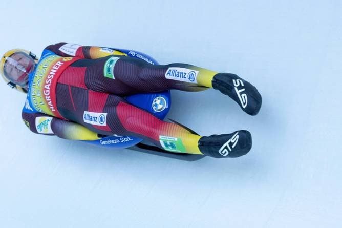 Rodeln: Loch mit Schadensbegrenzung - Langenhan Zweiter