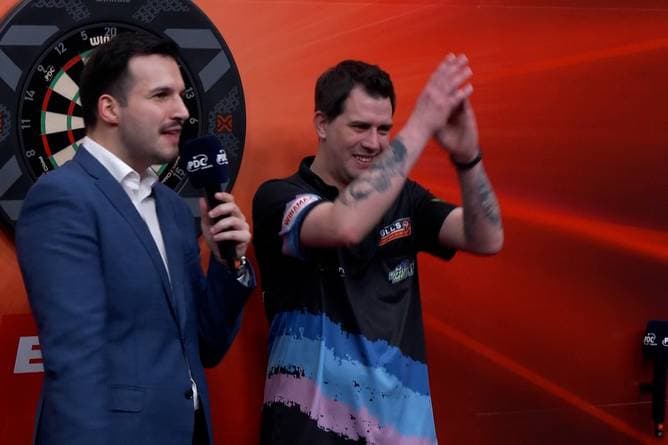 "Wer ist das?" Deutscher witzelt über MvG