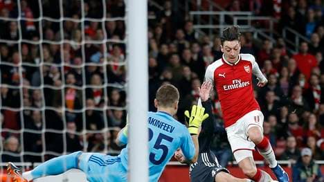 FBL-EUR-C3-ARSENAL-CSKA MOSCOW