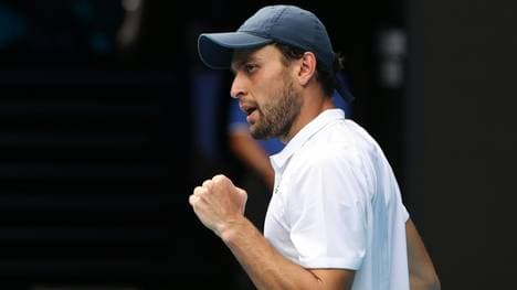 Karazew besiegte Dimitrow und steht im Halbfinale