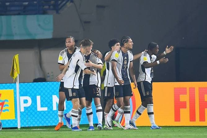 Wird Schalke-Star rechtzeitig fit?