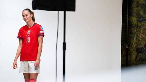 Steht eigentlich nicht gern im Mittelpunkt: Caroline Graham Hansen