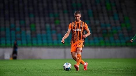 Bondar bringt sich in Form für das Spiel gegen Beşiktaş