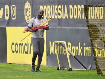 Ex-BVB-Star Addo vorm Aus