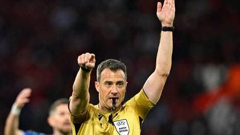 Bekommt sein viertes EM-Spiel: Felix Zwayer