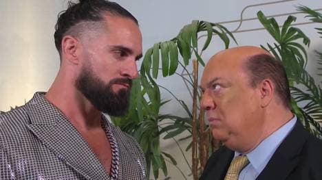 Paul Heyman (r.) setzte bei WWE RAW Seth Rollins unter Druck
