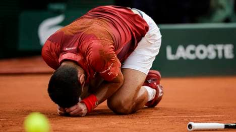 Novak Djokovic verletzte sich bei den French Open am Knie