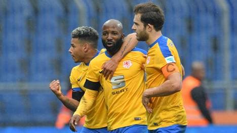 Eintracht Braunschweig v DSC Arminia Bielefeld - Second Bundesliga