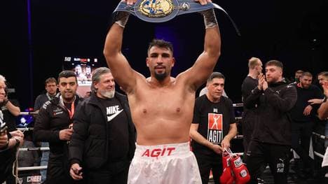 Agit Kabayel (GER) ist Box-Europameister