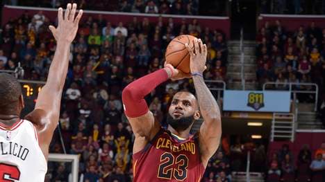 Chicago Bulls v Cleveland Cavaliers