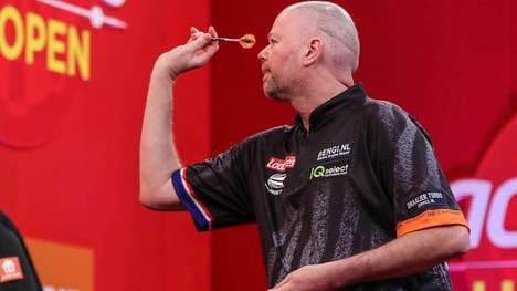 Raymond van Barneveld gehört zu den beliebtesten Spielern auf der Darts-Tour