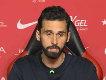 Nach der Pleite gegen RCD Mallorca möchte Real-Madrid-Trainer Àlvaro Arbeloa den Blick allein auf den anstehenden Champions-League-Kracher gegen Bayern München richten.