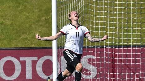 FBL-WC-2015-WOMEN-MATCH39-GER-SWE