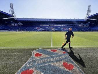 SC Heerenveen spielt vor 15.000 Teddy-Fans