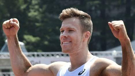 Rehm springt mit 8,62 m einen Weltrekord