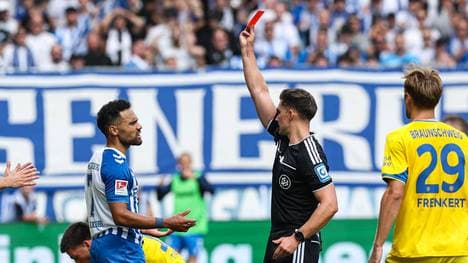 Herbert Bockhorn sah gegen Braunschweig Rot