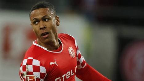 Mathis Bolly sorgt für Düsseldorfs Last-Minute-Sieg