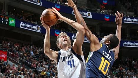 Dirk Nowitzki (l.) konnte die Niederlage der Dallas Mavericks nicht verhindern