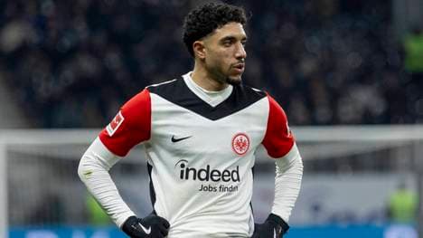 Omar Marmoush schaut nachdenklich