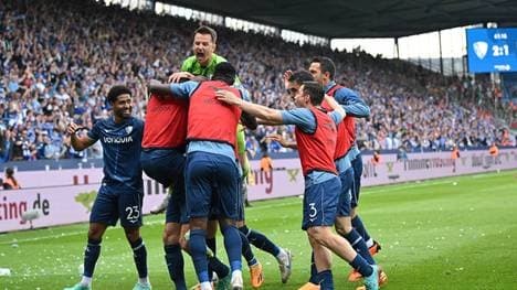 Bochum schlägt Augsburg im Abstiegskampf
