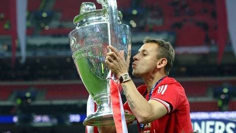 Rafinha wurde 2013 mit dem FC Bayern Champions-League-Sieger