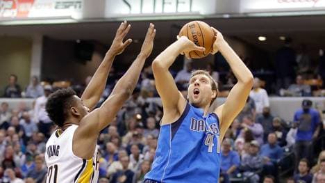 Dallas Mavericks v Indiana Pacers