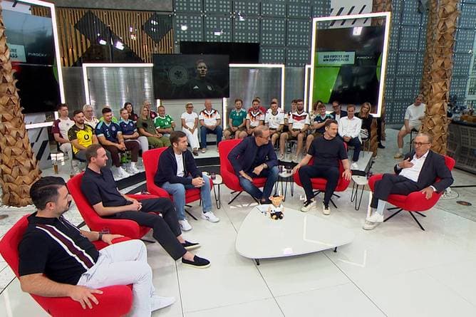 "Nagelsmann hat seine Mutter mitgehabt - was ist das denn?!"