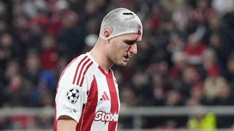 Lorenzo Pirola musste beim Playoff-Hinspiel gegen Bayer Leverkusen getackert werden