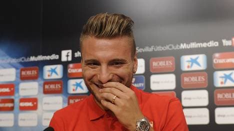 FBL-ESP-SEVILLA-PRESENTATION-IMMOBILE