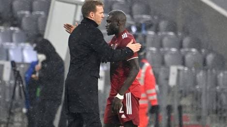 Von Trainer Julian Nagelsmann beklam Dayot Upamecano (FC Bayern) zuletzt auch Kritik zu hören
