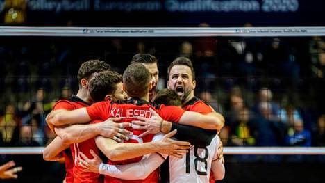 Die deutschen Volleyballer spielen gegen Frankreich um das letzte Olympia-Ticket