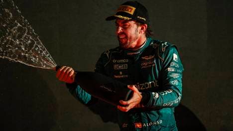 Fernando Alonso fuhr beim Formel-1-Auftakt in Bahrain im Aston Martin auf Platz drei