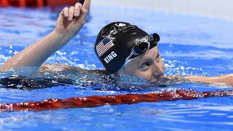 Lilly King verwies Julia Jefimowa auf Rang zwei