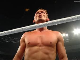 Beim ersten WWE SmackDown in Deutschland bestreitet Lokalmatador Ludwig Kaiser ein unangekündigtes Titelmatch gegen LA Knight - und bringt die Stimmung gleich an den Siedepunkt.