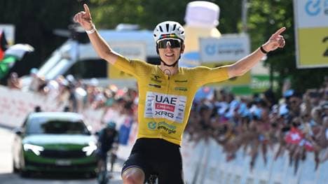Tadej Pogacar geht als haushoher Favorit in die Tour de France 2026!