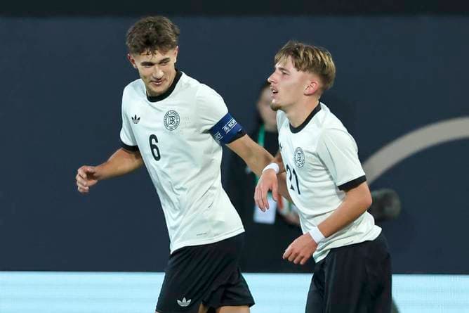 Deutsche U21 startet mit Bayern-Duo