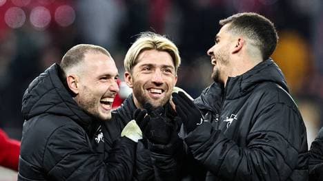 Kevin Kampl (m.) will eines Tages ins Dschungelcamp einziehen