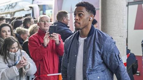 Jurrien Timber spielt für Ajax Amsterdam