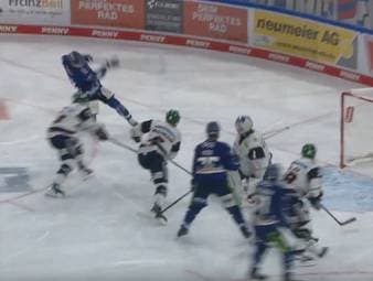 Zum Auftakt in die Viertelfinal-Serie der DEL-Playoffs verpassen die Straubing Tigers den Eisbären Berlin eine heftige Abreibung. Schon in den ersten zwei Minuten kommt es für den Meister knüppeldick.