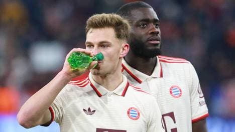 Joshua Kimmich (l.) und Dayot Upamecano zählen zu den Führungsspielern beim FC Bayern